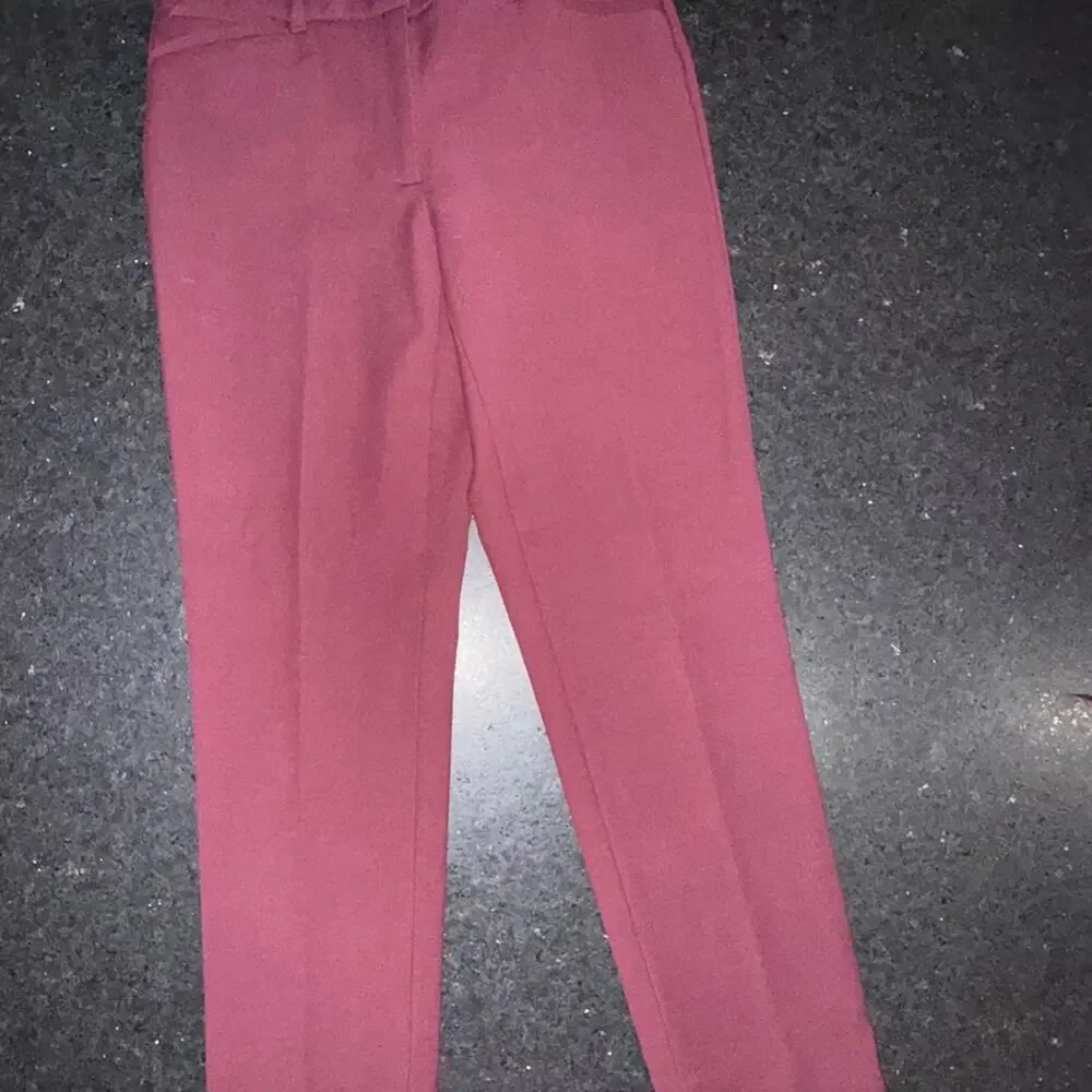 UEC WHITE HOUSE BLACK MARKET The Slim Ankle Empire Plum SZ 0